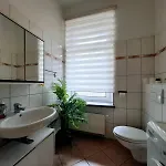 Apartment Altbauwohnung Direkt An Der Karli Mit Balkon - Netflix Inklusive *