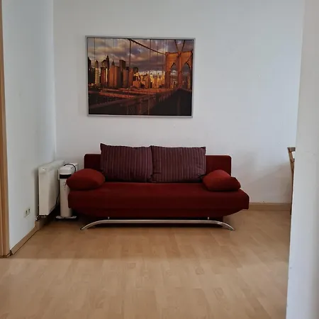 Altbauwohnung Direkt An Der Karli Mit Balkon - Netflix Inklusive * Leipzig