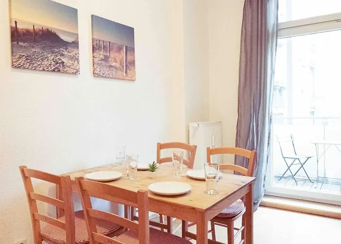 Altbauwohnung Direkt An Der Karli Mit Balkon - Netflix Inklusive Appartamento *