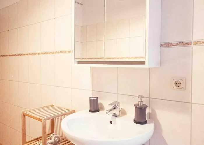 Appartamento Altbauwohnung Direkt An Der Karli Mit Balkon - Netflix Inklusive Lipsia