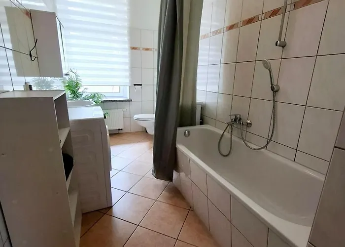 Altbauwohnung Direkt An Der Karli Mit Balkon - Netflix Inklusive Appartamento *