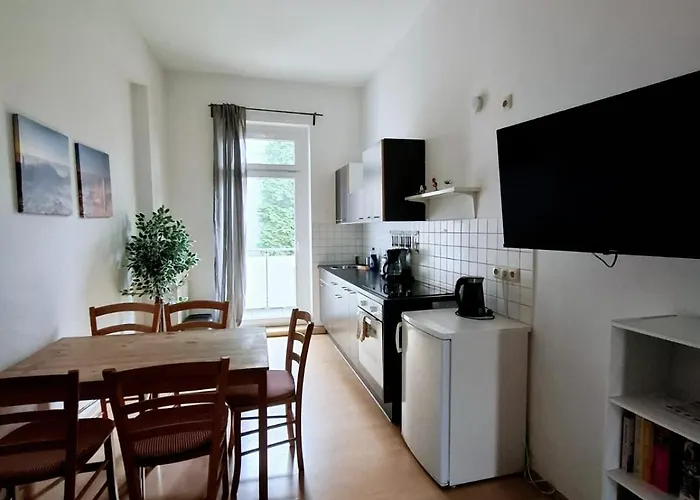 Appartamento Altbauwohnung Direkt An Der Karli Mit Balkon - Netflix Inklusive Lipsia