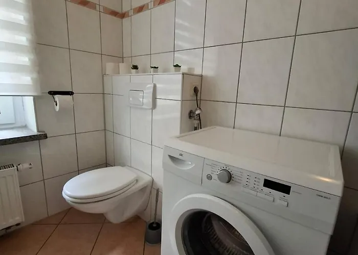 Altbauwohnung Direkt An Der Karli Mit Balkon - Netflix Inklusive Lipsia