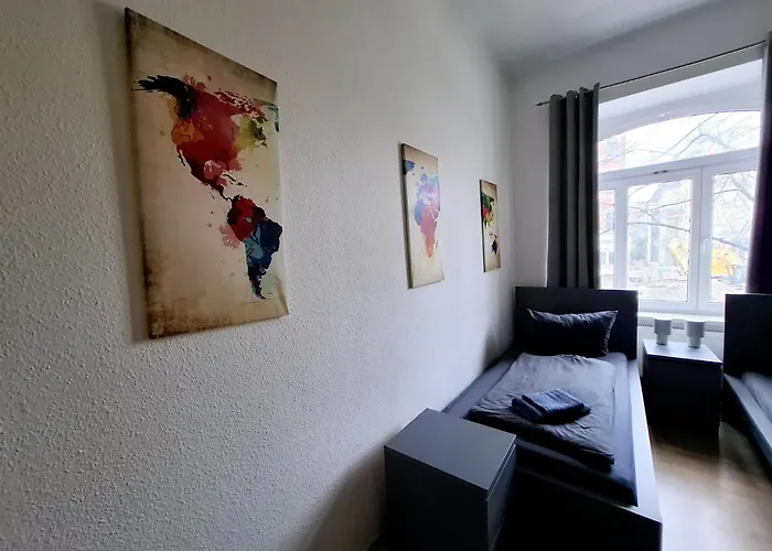 Altbauwohnung Direkt An Der Karli Mit Balkon - Netflix Inklusive