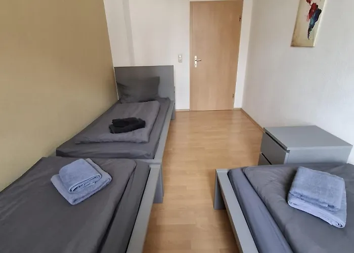 Altbauwohnung Direkt An Der Karli Mit Balkon - Netflix Inklusive Appartamento